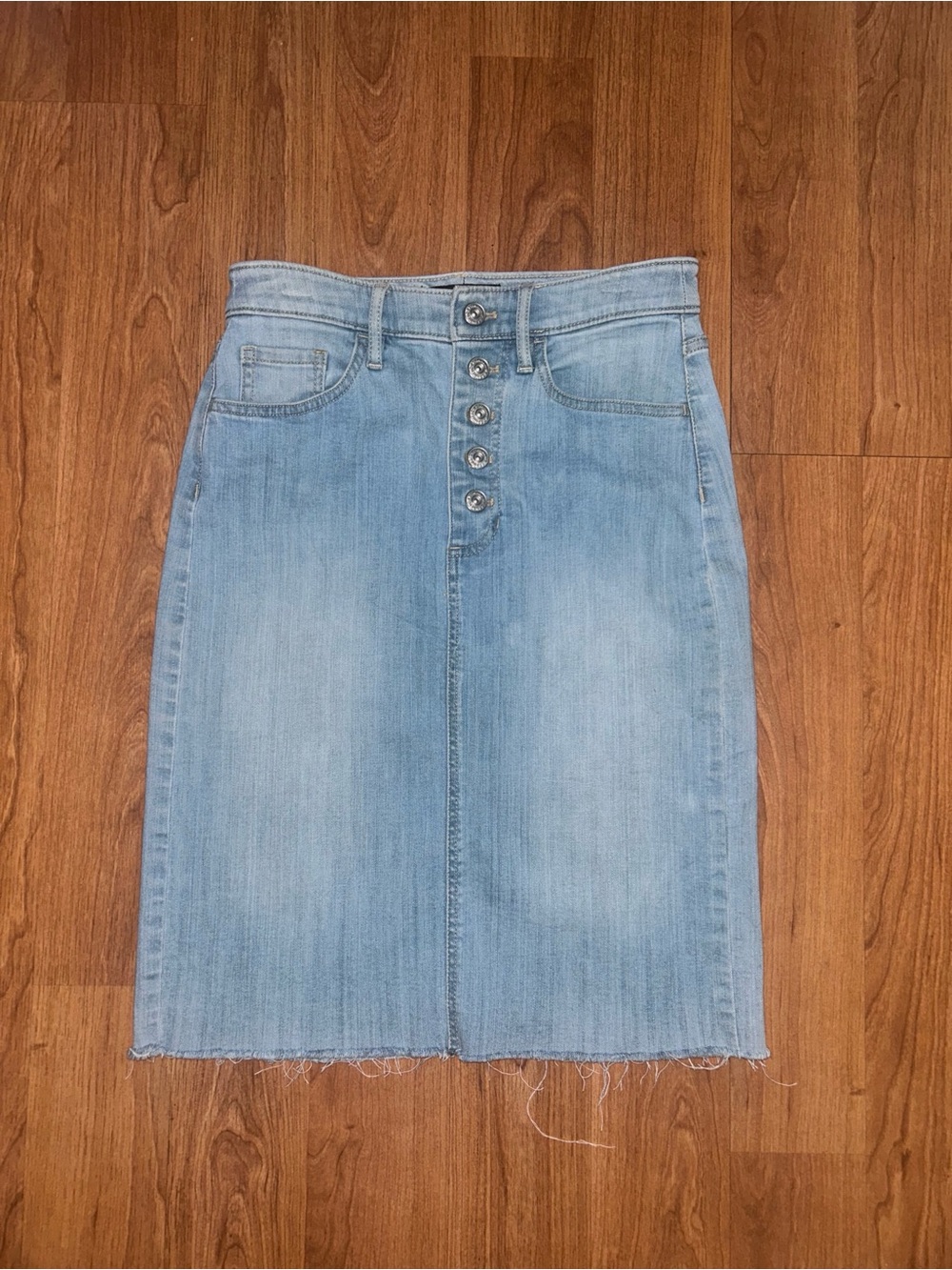Banana Republic Denim Button Down Front Skirt size 0